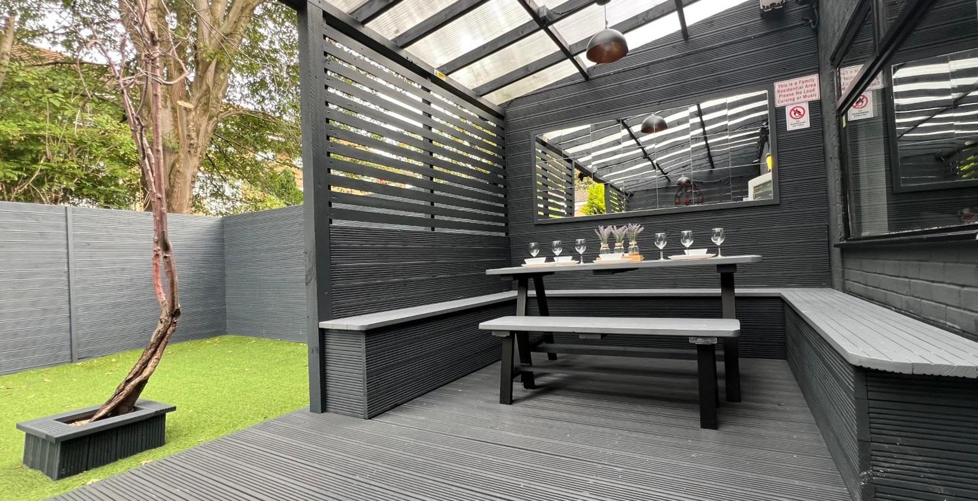 Modern Suites -5 Bedroom House- With Free Parking Birmingham City Exterior photo